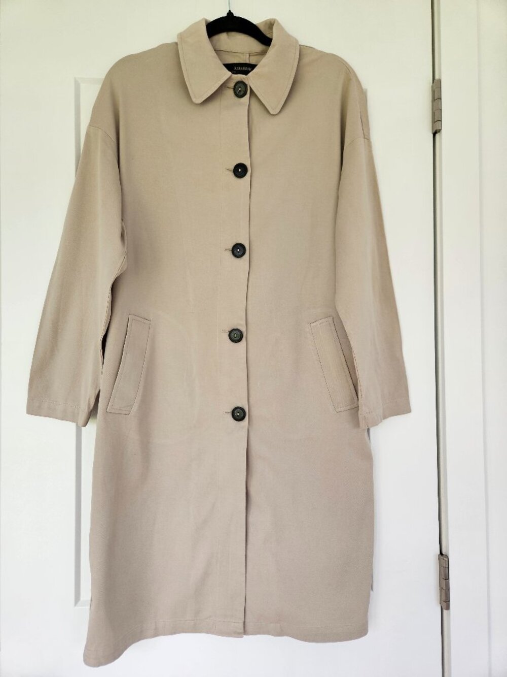 Light cream coloured jacket size M